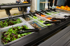 4 Common Salad Bar Implementation Challenges, and How to Overcome Them
